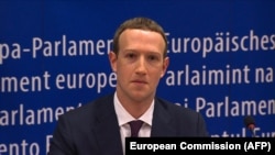 Mark Zuckerberg Avropa Parlamentində